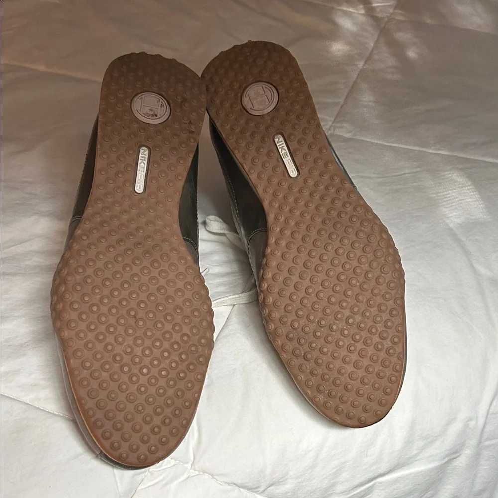 Cole Haan/Nile Air Metallic Gold Women's Shoes with Ivory Laces/Size 7.5B - Picture 3 of 10